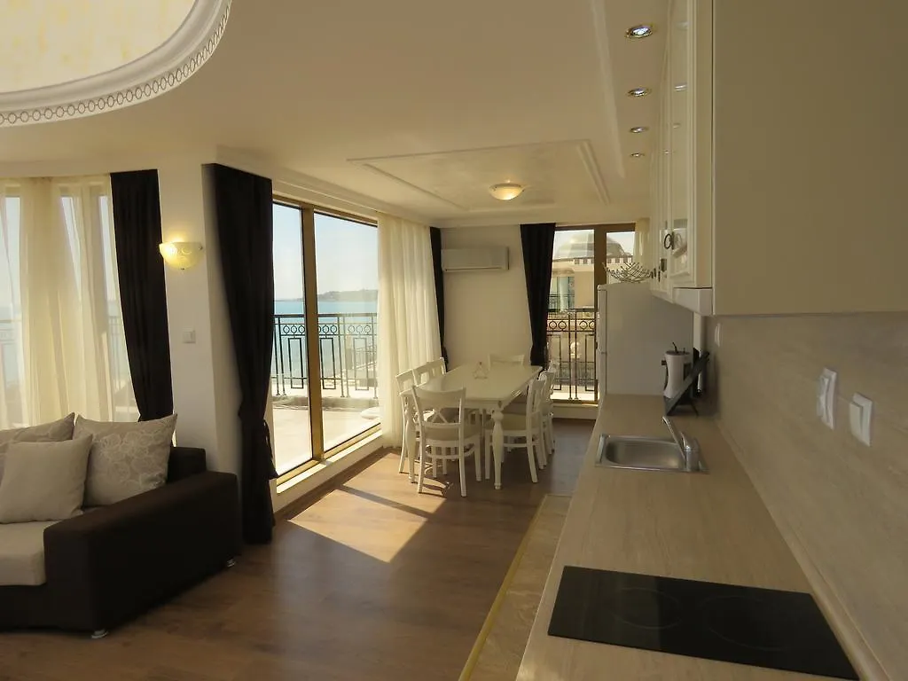 Aparthotel Golden Rainbow Beach Hotel Sunny Beach