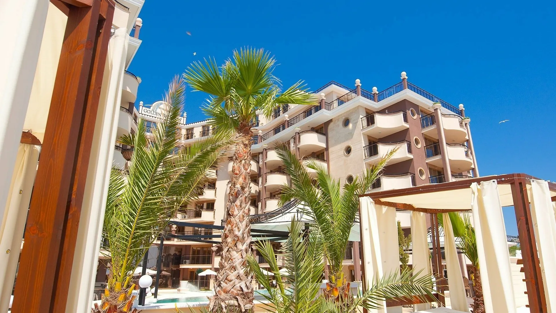 **** Apart-hotel Golden Rainbow Beach Hotel Sunny Beach Bulgária