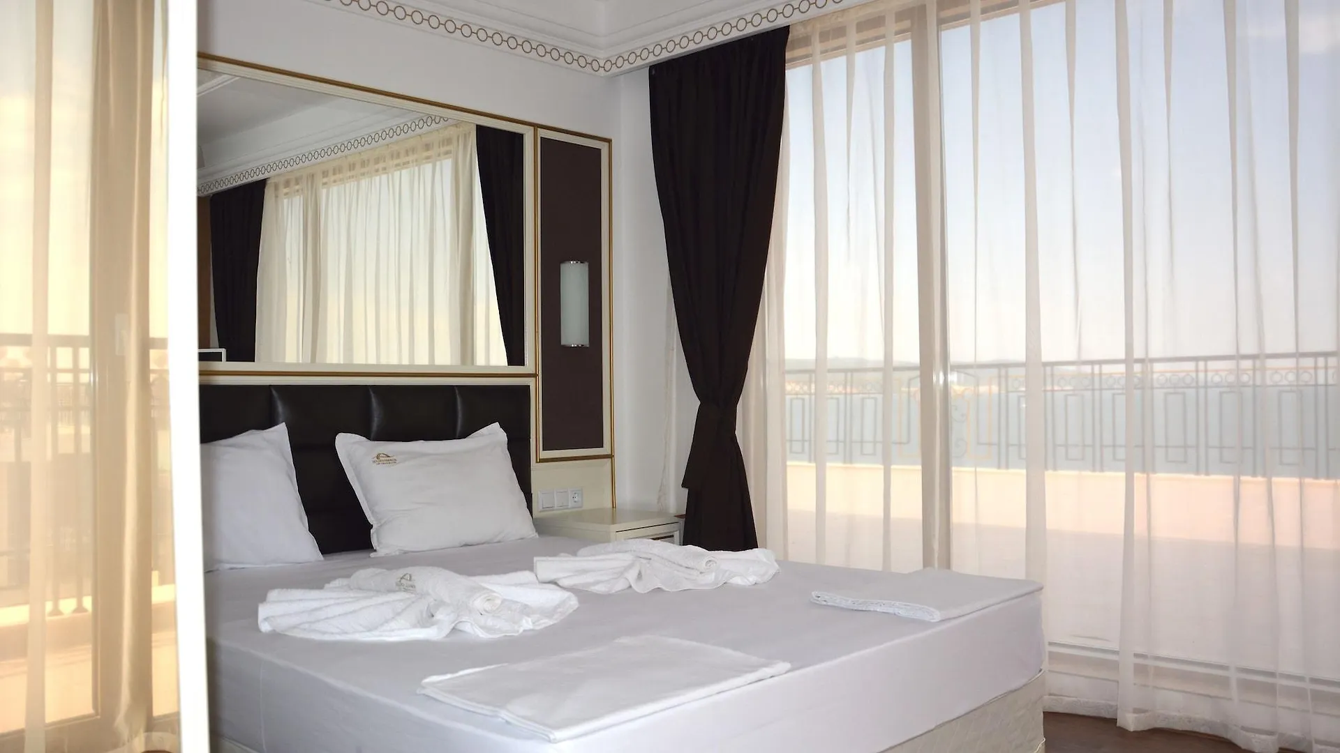 Hotel apartamentowy Golden Rainbow Beach Hotel Słoneczny Brzeg